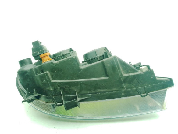 7701040682, 67743619 FARO IZQUIERDO RENAULT MEGANE I Classic (LA0/1_)|Desguaces La Cabaña