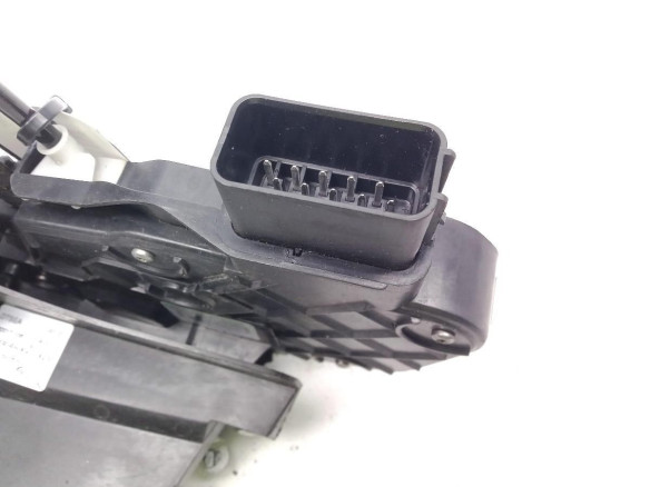 6W8A21812GF CERRADURA PUERTA LAT DEL DER JAGUAR XF (X250)|Desguaces La Cabaña