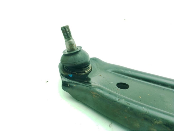 4520161M00000  BRAZO SUSPENSION DEL DER INF SUZUKI VITARA (LY)|Desguaces La Cabaña