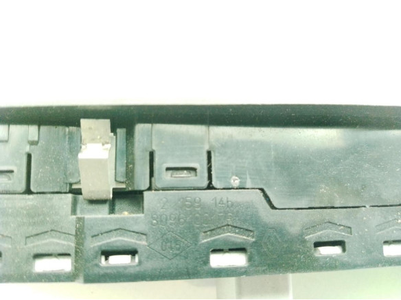 809610017R MANDO ELEVALUNAS PUERTA LAT DEL IZQ RENAULT GRAND SCENIC III (JZ0/1_)|Desguaces La Cabaña