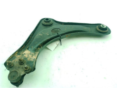 1673629880 BRAZO SUSPENSION DEL DER INF CITROEN C3 III (SX)|Desguaces La Cabaña