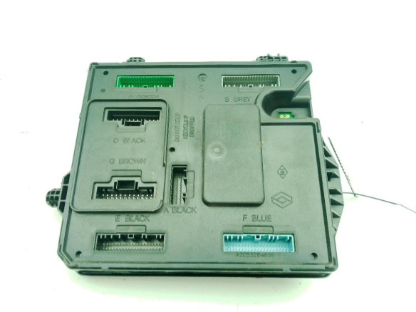 284B17715R CAJA FUSIBLES INTERIOR (BSI) RENAULT GRAND SCENIC III (JZ0/1_)|Desguaces La Cabaña