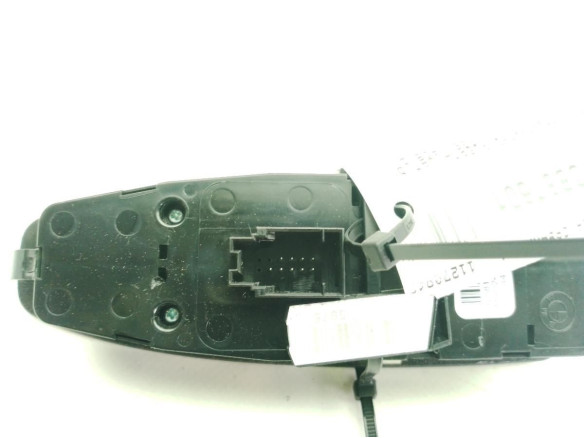 9208109 MANDO ELEVALUNAS PUERTA LAT DEL IZQ BMW 4 Gran Coupe (F36)|Desguaces La Cabaña