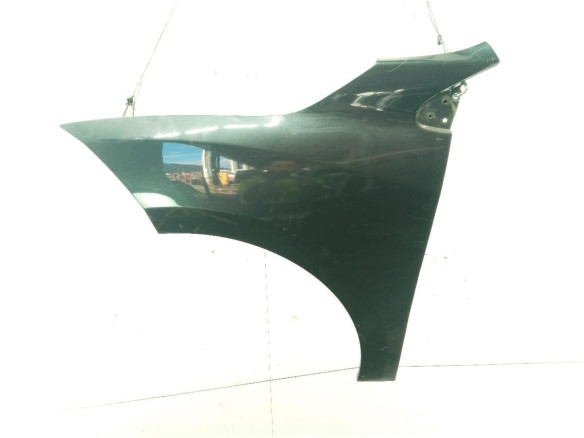 631011470R ALETA DEL IZQ RENAULT MEGANE III Fastback (BZ0_)|Desguaces La Cabaña