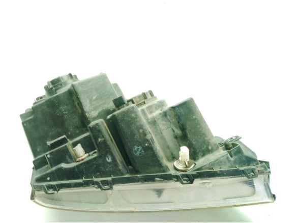 921013E110 FARO IZQUIERDO KIA SORENTO I (JC)|Desguaces La Cabaña