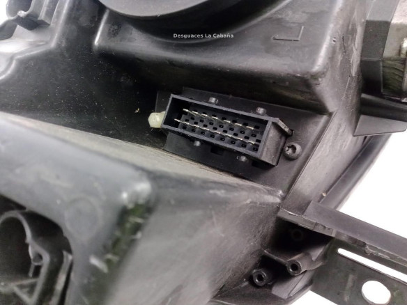 FARO IZQUIERDO PEUGEOT 407 (6D_)|Desguaces La Cabaña