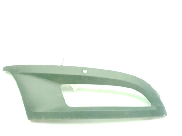 6R0853666D REJILLA PARAGOLPES DEL DER VW POLO (6R1, 6C1)|Desguaces La Cabaña