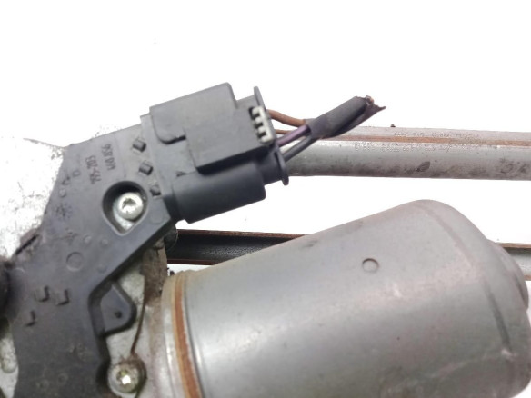 2E0955023 MOTOR LIMPIAPARABRISAS DEL VW CRAFTER 30-50 Furgón (2E_)|Desguaces La Cabaña