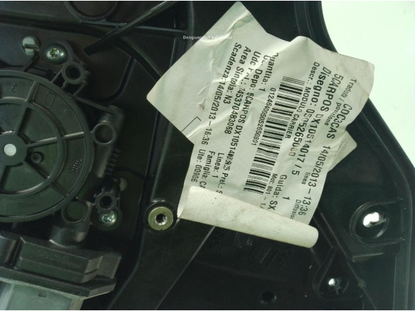 0000071754421 ELEVALUNAS PUERTA LAT TRA DER ALFA ROMEO GIULIETTA (940_)|Desguaces La Cabaña