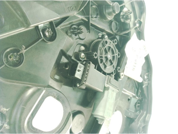 0000071754421 ELEVALUNAS PUERTA LAT TRA DER ALFA ROMEO GIULIETTA (940_)|Desguaces La Cabaña