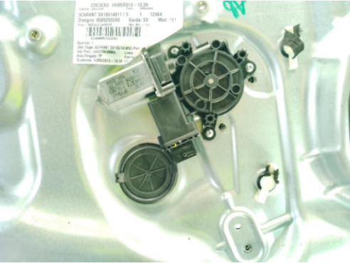 0000071754404 ELEVALUNAS PUERTA LAT DEL IZQ ALFA ROMEO GIULIETTA (940_)|Desguaces La Cabaña