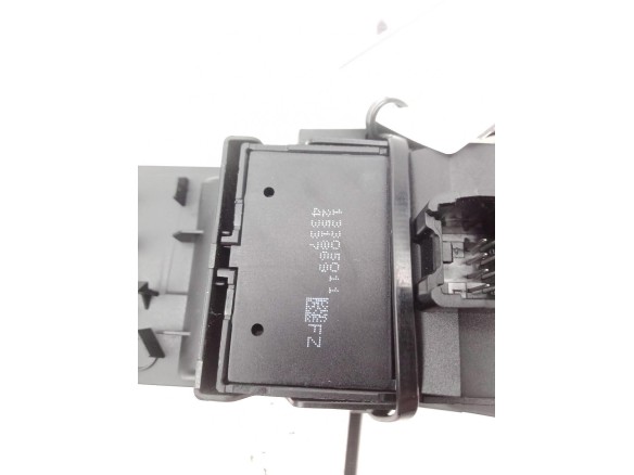 13305011 MANDO ELEVALUNAS PUERTA LAT DEL IZQ OPEL ASTRA J (P10) |Desguaces La Cabaña