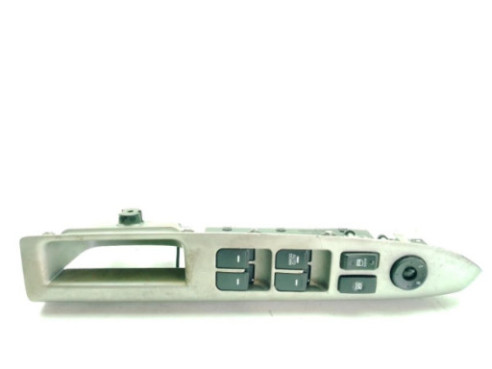935702K010 MANDO ELEVALUNAS PUERTA LAT DEL IZQ KIA SOUL (AM)|Desguaces La Cabaña