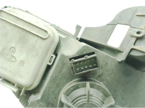 93185145, 13237263 FARO IZQUIERDO OPEL CORSA C (X01)|Desguaces La Cabaña