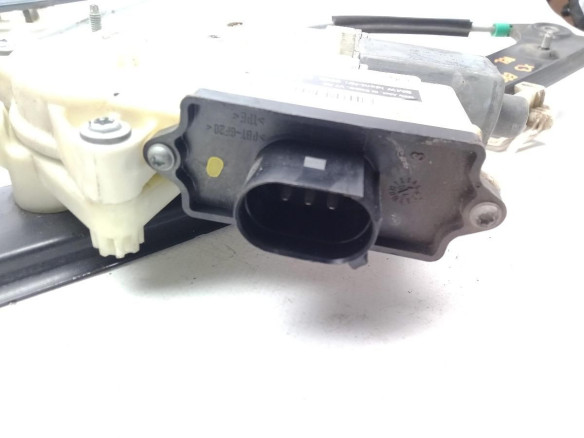 ELEVALUNAS PUERTA LAT DEL DER VW CADDY III Furgón (2KA, 2KH, 2CA, 2CH)|Desguaces La Cabaña