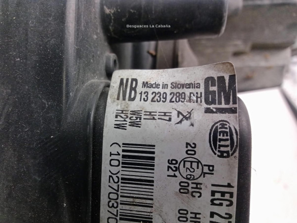 93178636 FARO DERECHO OPEL ASTRA H Sedán (A04)|Desguaces La Cabaña