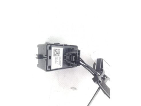 MANDO ELEVALUNAS PUERTA LATERAL TRASERO IZQUIERDO|Desguaces La Cabaña 2