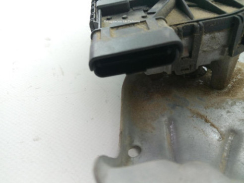 MOTOR LIMPIAPARABRISAS DEL DACIA DUSTER |Desguaces La Cabaña