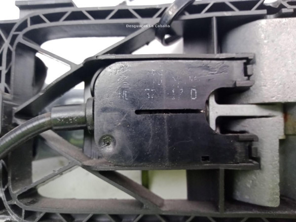 8V0837206  GRU MANILLA PUERTA LAT DEL DER EXT AUDI A3 Sportback (8VA, 8VF)|Desguaces La Cabaña