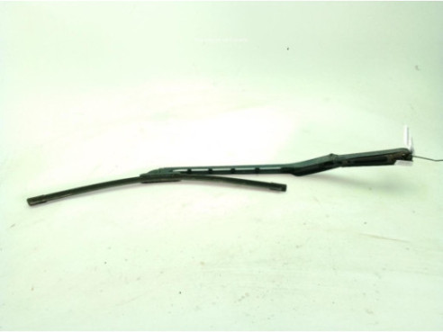 A2038202744 BRAZO LIMPIAPARABRISAS DEL IZQ MERCEDES BENZ CLK (C209)|Desguaces La Cabaña