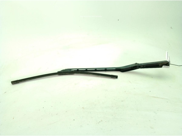 A2038202744 BRAZO LIMPIAPARABRISAS DEL IZQ MERCEDES BENZ CLK (C209)|Desguaces La Cabaña