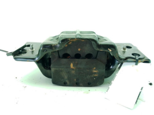 2Q0199555BC SOPORTE MOTOR IZQ VW TAIGO (CS1)|Desguaces La Cabaña