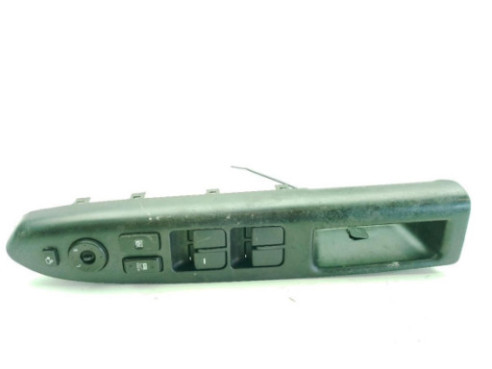 1726984AMS MANDO ELEVALUNAS PUERTA LAT DEL IZQ KIA SOUL (AM)|Desguaces La Cabaña