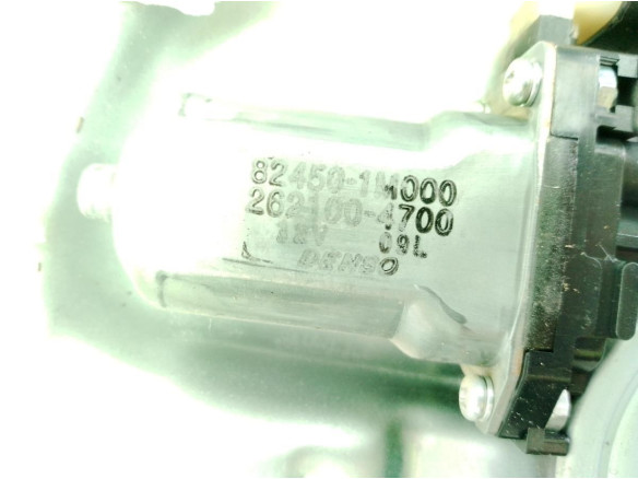 82450-1M000 ELEVALUNAS PUERTA LAT TRA IZQ KIA SOUL (AM)|Desguaces La Cabaña