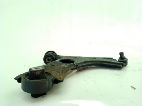 95514536 BRAZO SUSPENSION DEL DER INF OPEL COMBO Furgón/ranchera familiar (X12)|Desguaces La Cabaña