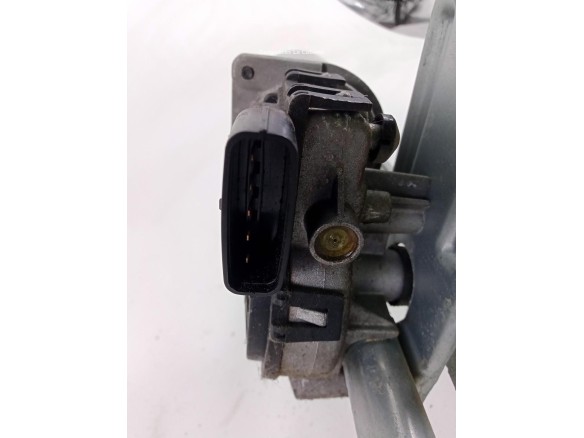 981103W000 MOTOR LIMPIAPARABRISAS DEL KIA SPORTAGE (SL) |Desguaces La Cabaña