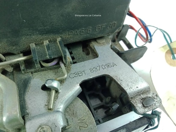 3B1837016A CERRADURA PUERTA LAT DEL DER SKODA OCTAVIA I (1U2) |Desguaces La Cabaña