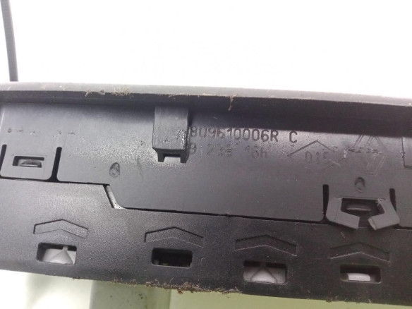 809610006R MANDO ELEVALUNAS PUERTA LAT DEL IZQ RENAULT LAGUNA III (BT0/1)|Desguaces La Cabaña