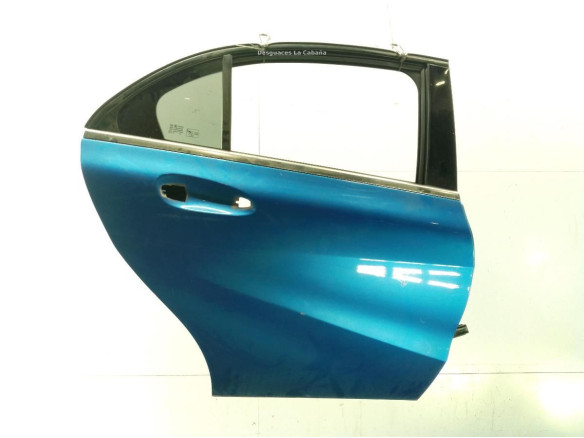 A1767300205 PUERTA LAT TRA DER MERCEDES BENZ CLASE A (W176)|Desguaces La Cabaña