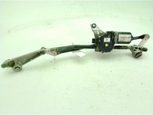 A1768200040 MOTOR LIMPIAPARABRISAS DEL MERCEDES BENZ CLASE A (W176)|Desguaces La Cabaña