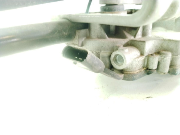 A1768200040 MOTOR LIMPIAPARABRISAS DEL MERCEDES BENZ CLASE A (W176)|Desguaces La Cabaña