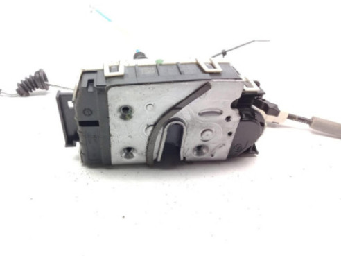 A2047302835 CERRADURA PUERTA LAT TRA DER MERCEDES BENZ CLASE A (W176)|Desguaces La Cabaña