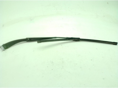 A1768200044 BRAZO LIMPIAPARABRISAS DEL IZQ MERCEDES BENZ CLASE A (W176)|Desguaces La Cabaña