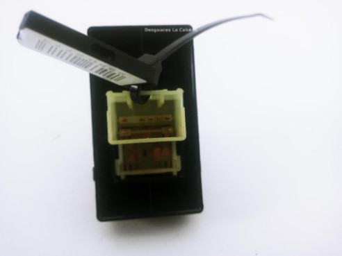 MANDO ELEVALUNAS PUERTA LATERAL TRASERO IZQUIERDO|Desguaces La Cabaña 2