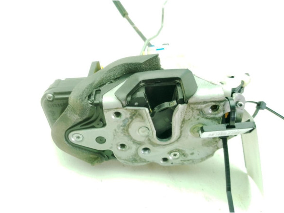 CERRADURA PUERTA LAT DEL IZQ OPEL ASTRA J (P10)|Desguaces La Cabaña