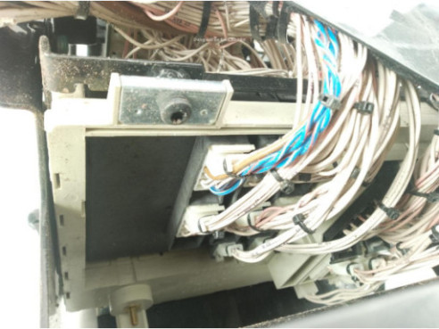 CAJA FUSIBLES INTERIOR (BSI)|Desguaces La Cabaña 2