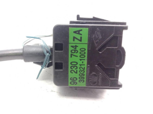 SinValor MANDO LUCES DAEWOO LANOS Sedán (KLAT) |Desguaces La Cabaña