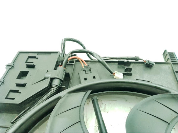 A6385002193 ELECTROVENTILADOR MERCEDES BENZ VITO Furgón (638)|Desguaces La Cabaña
