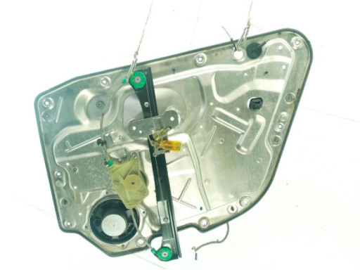 880537B INTERCOOLER DERECHO VW PHAETON (3D1, 3D2, 3D3, 3D4, 3D6, 3D7, 3D8, 3D9)|Desguaces La Cabaña