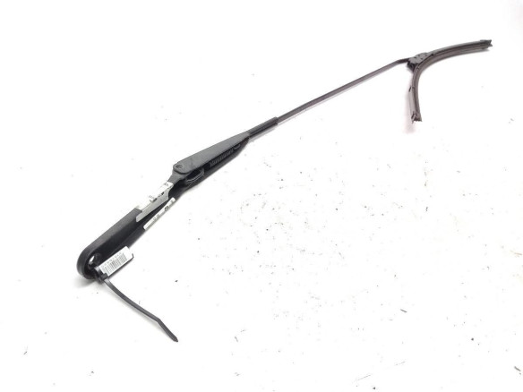 8200696499 BRAZO LIMPIAPARABRISAS DEL DER NISSAN PRIMASTAR Furgón (X83)|Desguaces La Cabaña