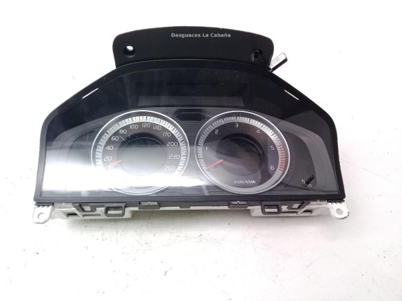 31343325AA CUADRO INSTRUMENTOS VOLVO S60 II (134)|Desguaces La Cabaña