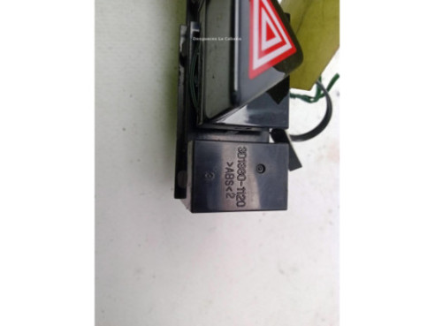 INTERRUPTOR WARNING HYUNDAI TUCSON (TL)|Desguaces La Cabaña