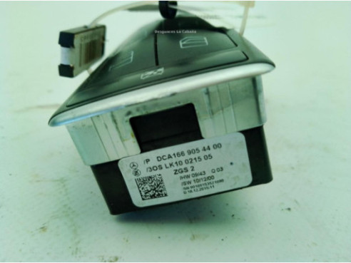 A1669054400 MANDO ELEVALUNAS PUERTA LAT DEL IZQ INFINITI Q30|Desguaces La Cabaña