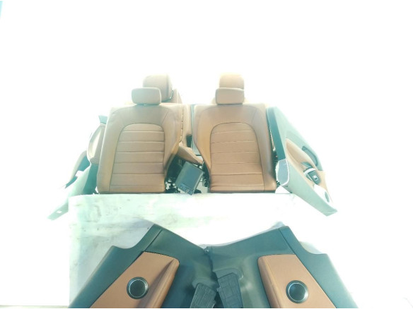 CONJUNTO ASIENTOS + TAPIZADOS MERCEDES BENZ CLASE C (W205)|Desguaces La Cabaña
