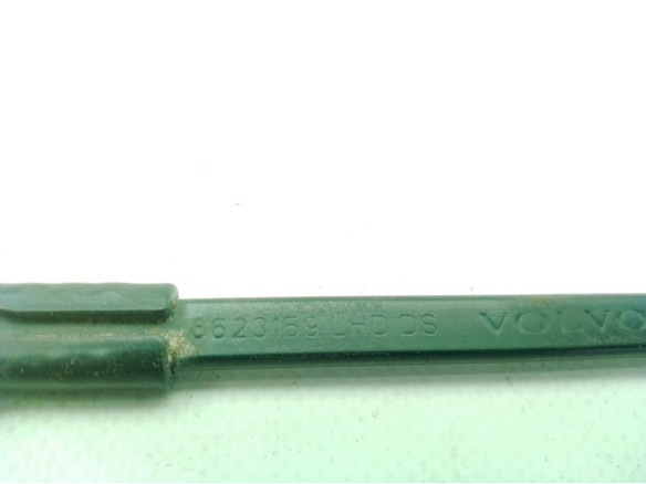 31276000, 86623159 BRAZO LIMPIAPARABRISAS DEL DER VOLVO C70 II Descapotable (542)|Desguaces La Cabaña