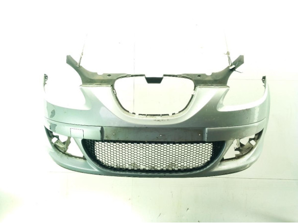 5P0807217M GRU PARAGOLPES DEL SEAT TOLEDO III (5P2)|Desguaces La Cabaña
